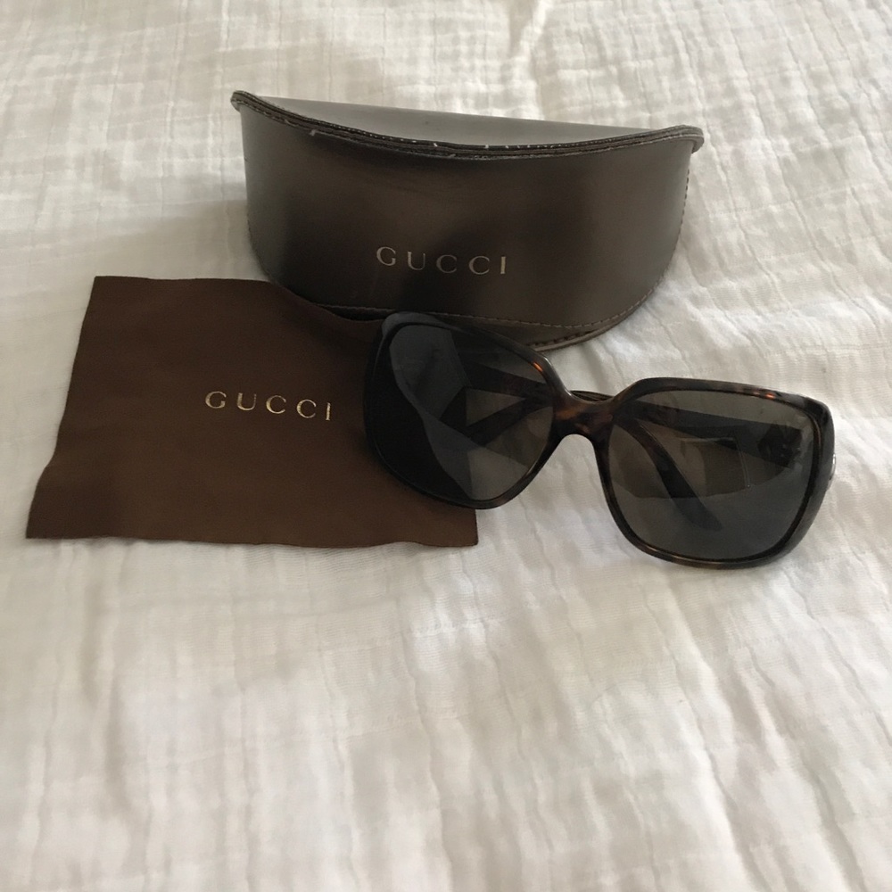 Gucci sunglasses